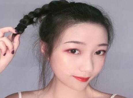 手殘黨福利！日常又減齡的6款少女發(fā)型