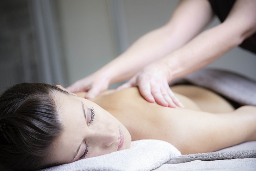 如果你想成為美容師，快來(lái)看看手法考核標(biāo)準(zhǔn)