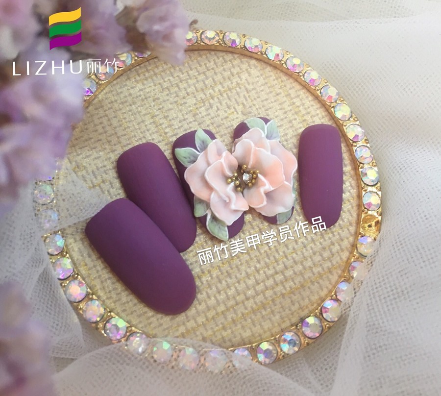 南寧美甲學校：給你一組“春暖花開”美甲作品