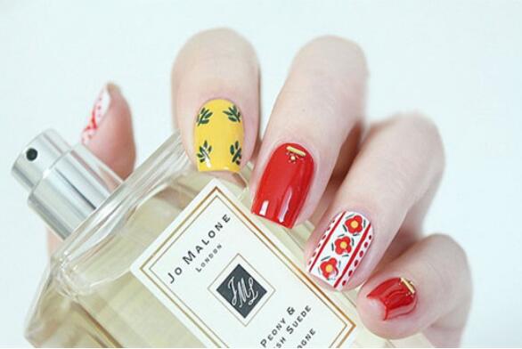 南寧美甲學(xué)校：充滿時(shí)尚布藝風(fēng)的民族美甲教程