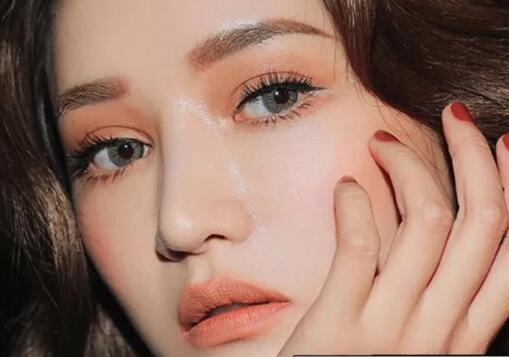 南瓜妝要怎么畫才好看？看完南寧彩妝培訓(xùn)的教程就懂了