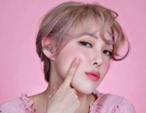 5分鐘化妝教程，讓你上班上學(xué)不遲到