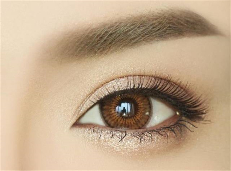 南寧紋繡學(xué)校：閉眼無(wú)痕，睜眼有神