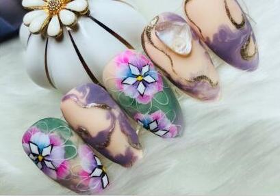 麗竹美甲作品：等待下一次“花”開(kāi)