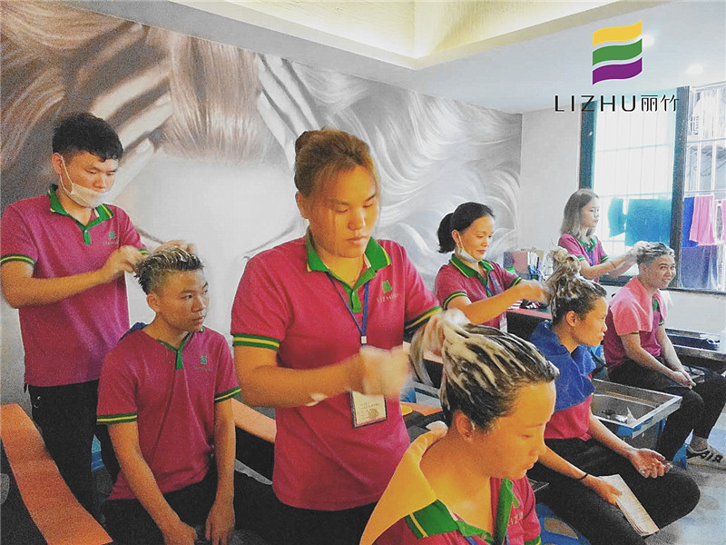 美發(fā)學(xué)員感言：夢想騰飛，加油啦