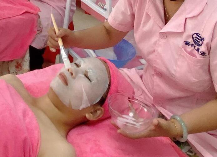 美容：如何打贏這場“肌膚補水戰(zhàn)”