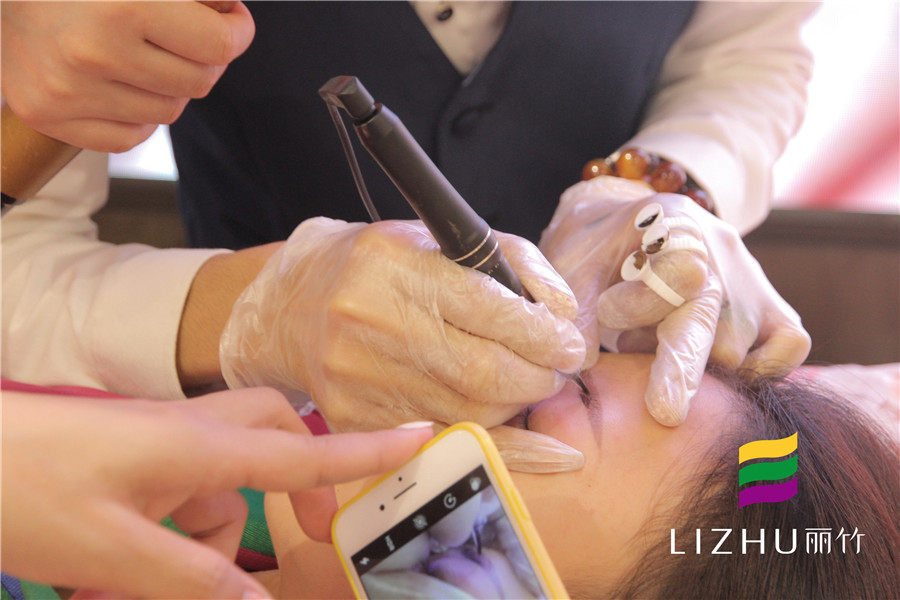 六種眉毛的紋繡操作方法，南寧紋繡培訓(xùn)學(xué)校分享