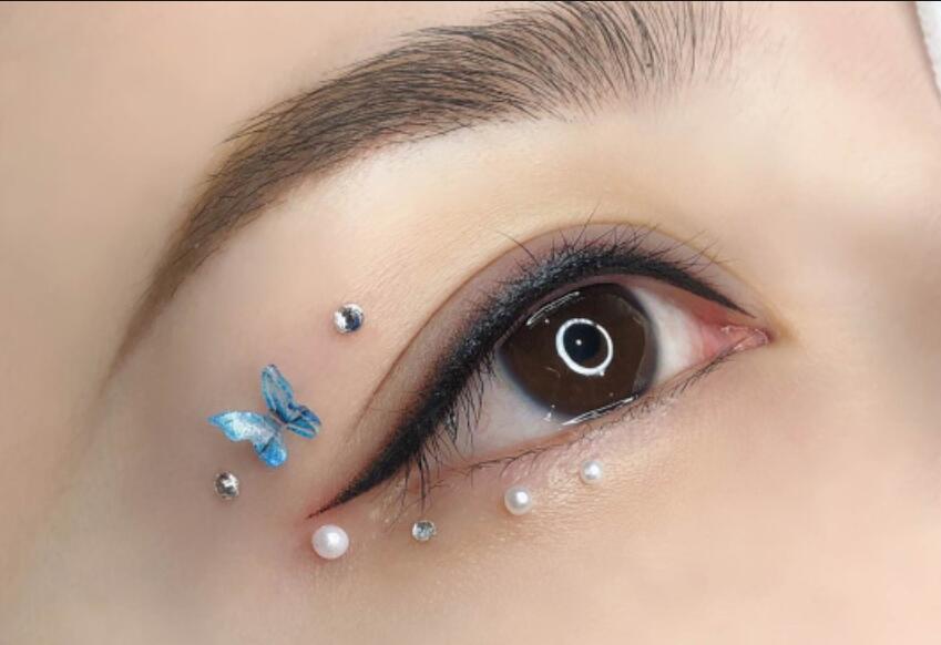 美瞳線設(shè)計(jì)要點(diǎn)概括，南寧有實(shí)力的紋繡學(xué)校分享