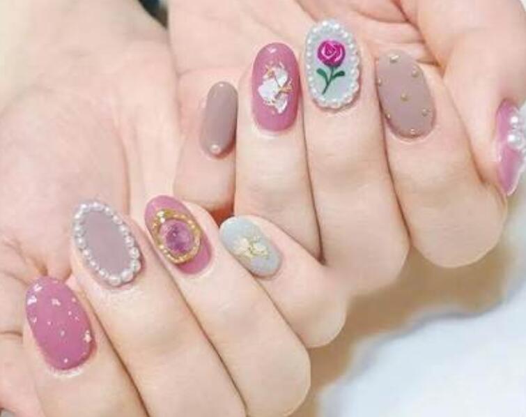 美甲怎么保養(yǎng)更持久？南寧專業(yè)美甲培訓(xùn)告訴你