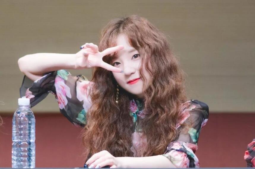 一次性羊毛卷怎么弄？南寧人氣高的美發(fā)學校來教你