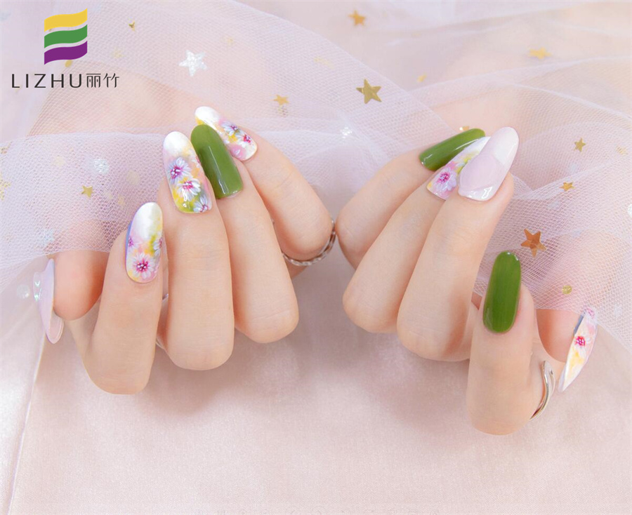 小雛菊美甲，帶你走進(jìn)南寧美甲培訓(xùn)班