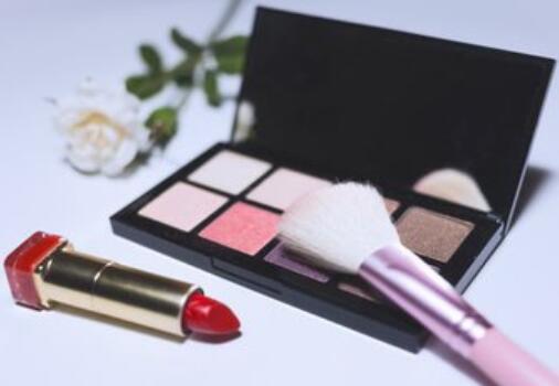 聽著！這些化妝的壞習(xí)慣一定要改?。?>
								
								<span id=