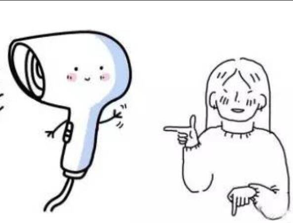 廣西美發(fā)培訓(xùn)課程：吹風(fēng)機的正確使用方法