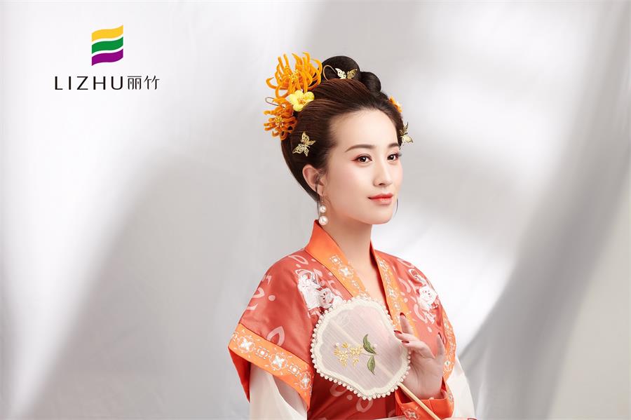 古代漢服妝容，展示南寧化妝學(xué)校專業(yè)性