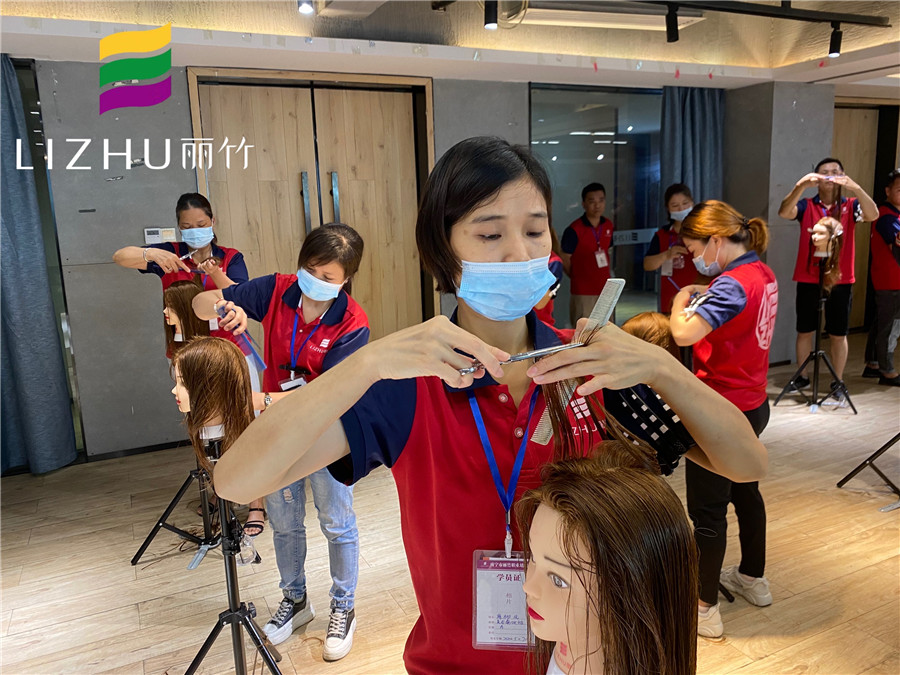 美發(fā)方圓三角是什么？來(lái)廣西美發(fā)學(xué)校課堂學(xué)習(xí)下吧