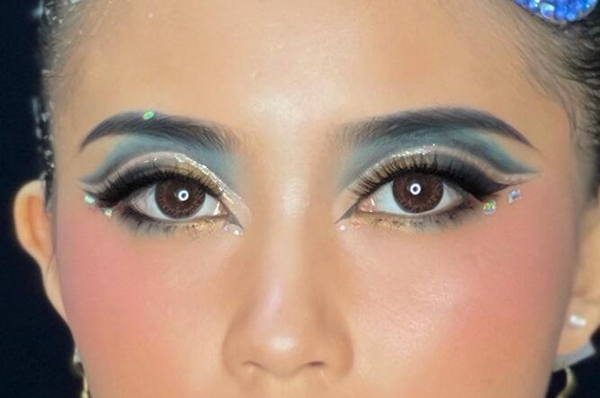 可甜可咸，美美噠眼妝~