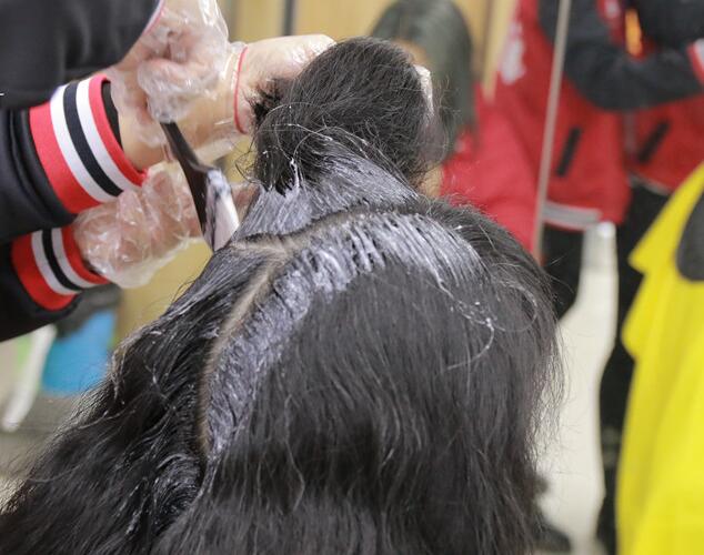 染發(fā)后如何保持發(fā)色持久？南寧學(xué)美發(fā)的學(xué)校幫你支招