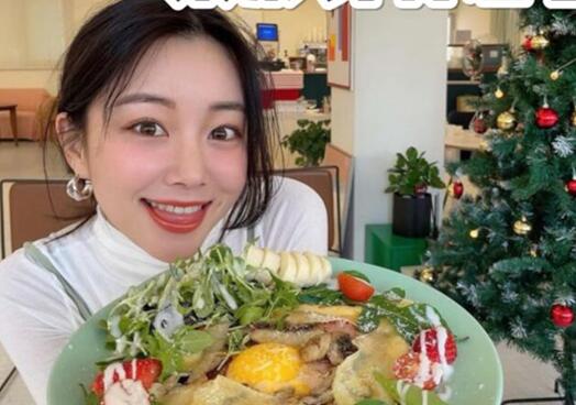 梨型身材妹紙告訴你廣西哪里可以學(xué)化妝