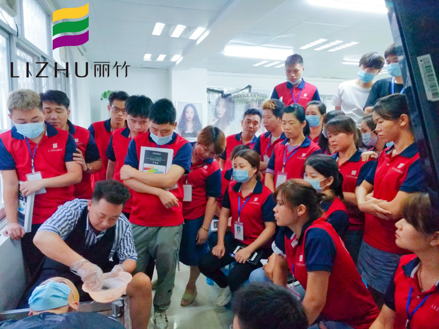 長發(fā)秋冬護理注意事項，快來南寧學理發(fā)的學校學習