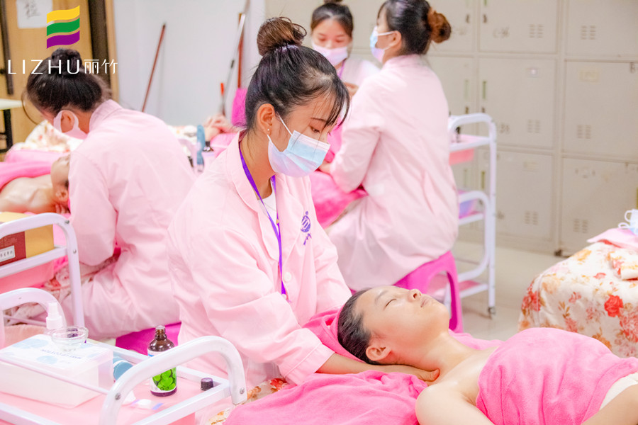 廣西美容護(hù)膚培訓(xùn)教你如何正確護(hù)膚