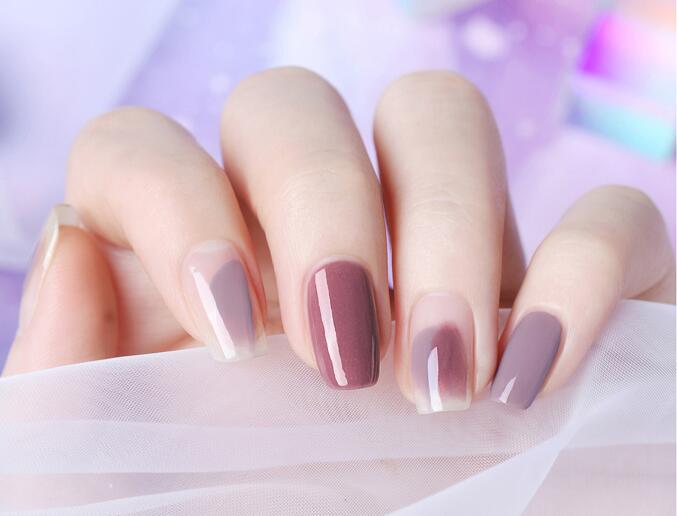 什么是跳色美甲？南寧學美甲的學校分享