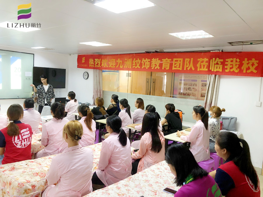 紋繡師的職業(yè)道德？南寧學紋繡的學校幫你總結(jié)