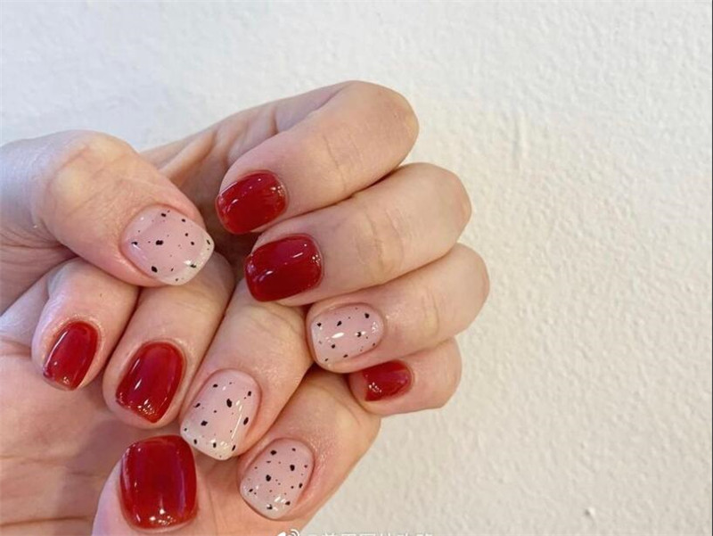 冬日顯白美甲，廣西專業(yè)教美甲的學(xué)校分享