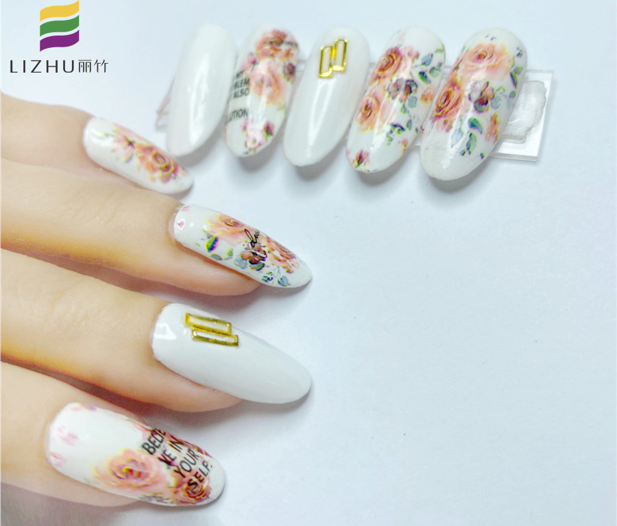 美甲貼怎么貼？廣西美甲學(xué)校分享教程