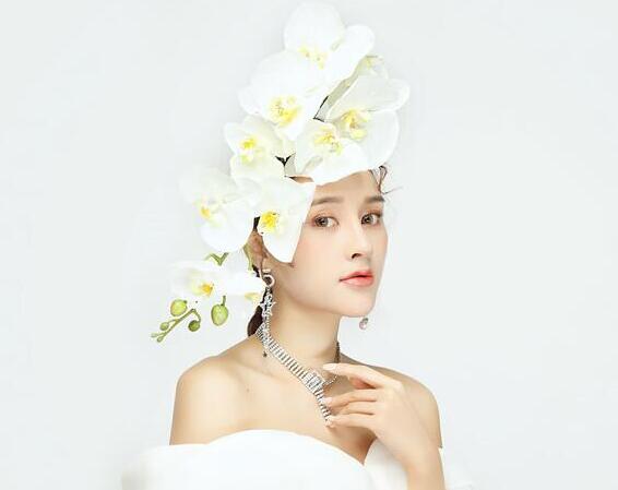 鮮花在彩妝中的重要性 ，南寧化妝培訓(xùn)分享