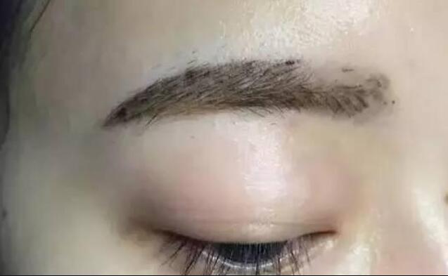 紋繡為什么要二次補(bǔ)色？南寧紋繡知識(shí)分享