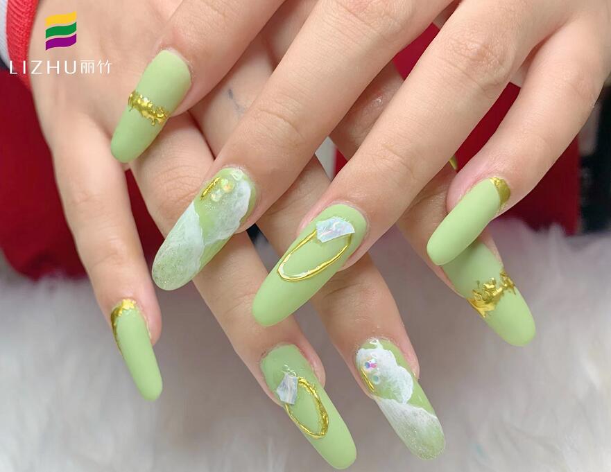 怎么挑選適合的指甲油顏色？南寧美甲基礎教程