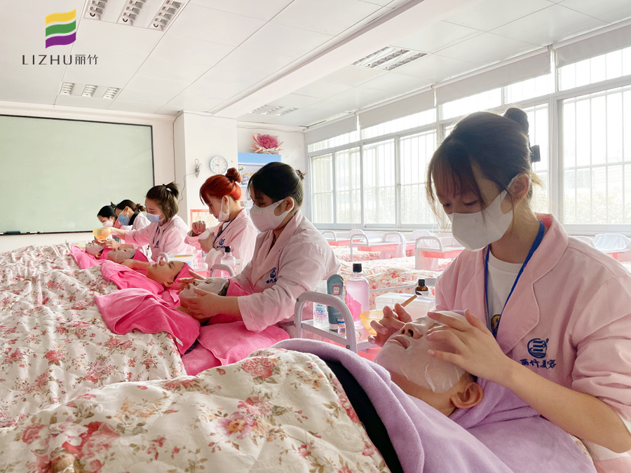  痘痘肌膚護(hù)膚“雷區(qū)”，廣西美容護(hù)膚貼士