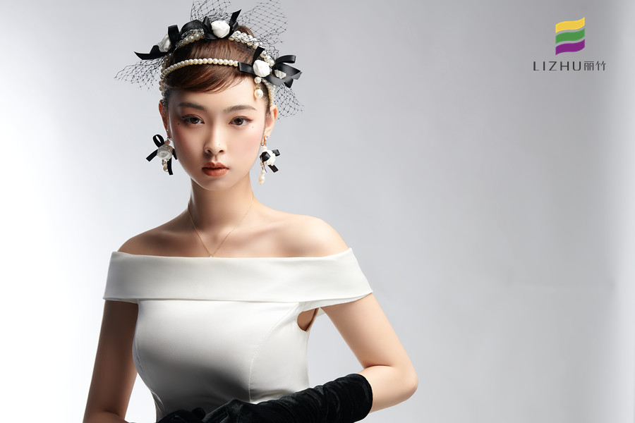 為什么新娘妝顯老？廣西彩妝教材給你分析