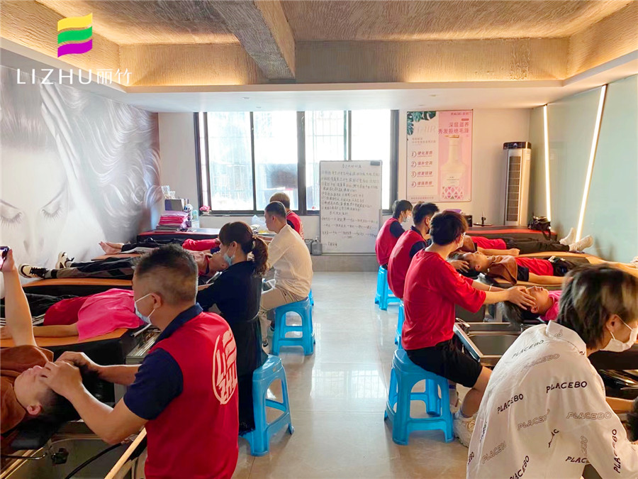 做頭療的好處，快來(lái)廣西頭療養(yǎng)發(fā)培訓(xùn)班學(xué)習(xí)