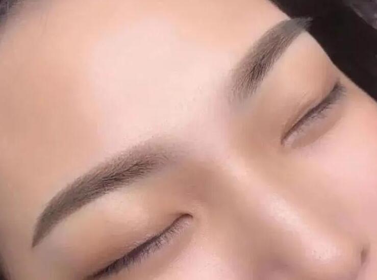 紋眉的壞處？南寧紋眉培訓(xùn)機構(gòu)專業(yè)解析