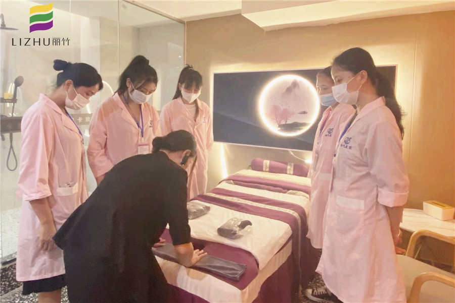 南寧美容學(xué)校就業(yè)實(shí)習(xí)，提前感受崗位技能及素養(yǎng)