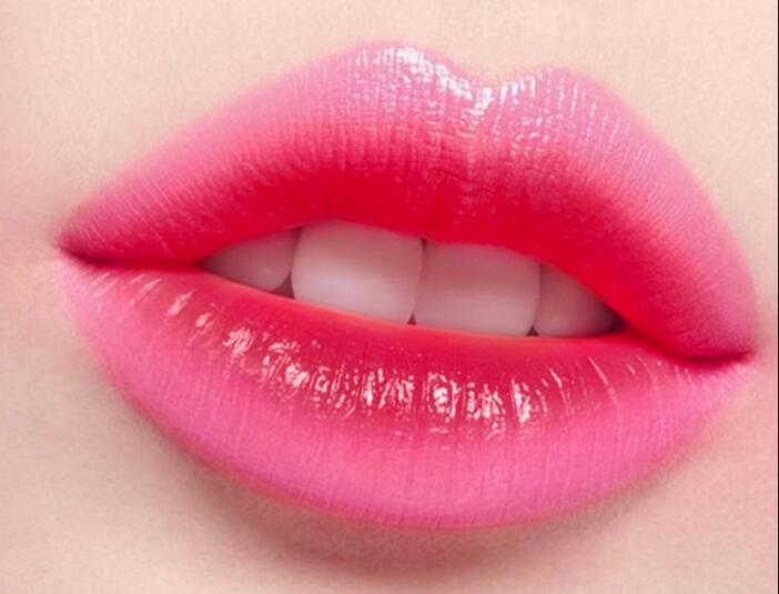 紋唇不同年齡如何選色？廣西眉眼唇學(xué)校課程