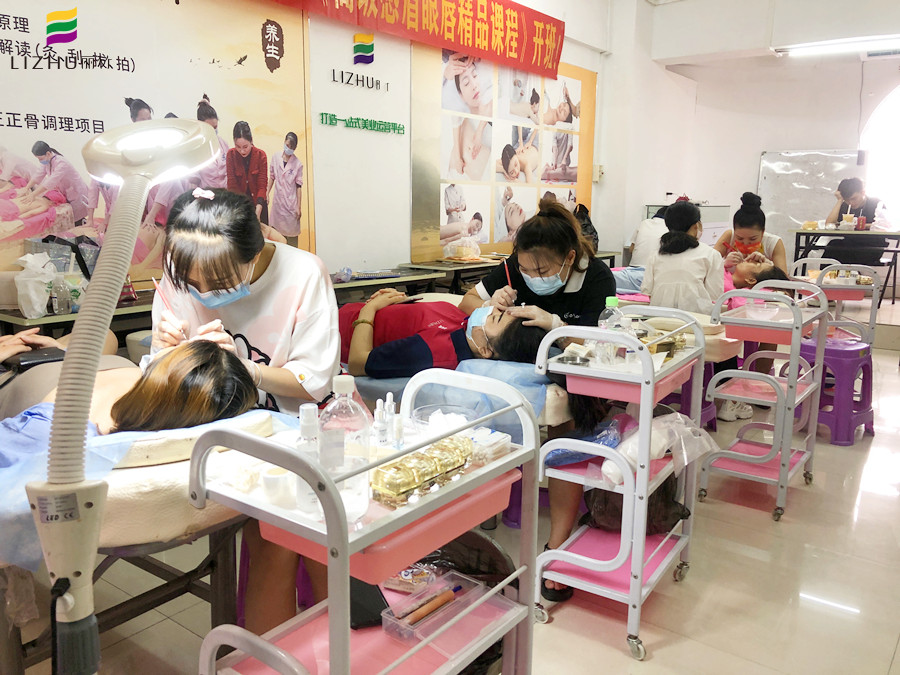 南寧紋繡紋繡培訓：紋繡的發(fā)展歷程