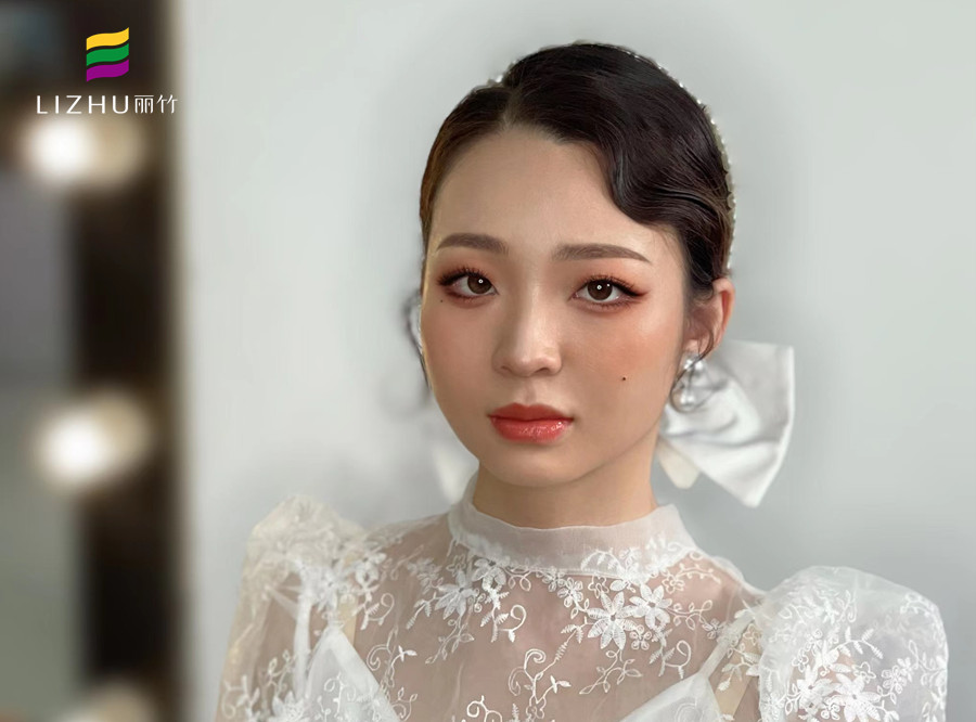 婉約韓式新娘 ，廣西專業(yè)化妝培訓(xùn)造型學(xué)校作品