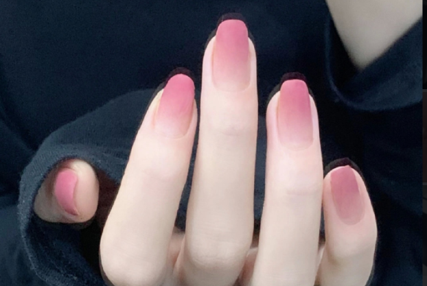 秋冬美甲圖顯手白，廣西美甲培訓教育推薦