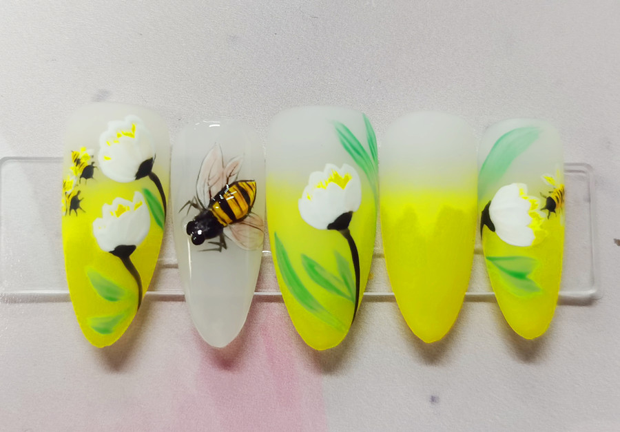 馬卡龍美甲，廣西美甲培訓(xùn)學(xué)員作品