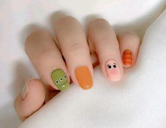 可愛繪畫美甲，南寧美甲培訓(xùn)中心美甲分享