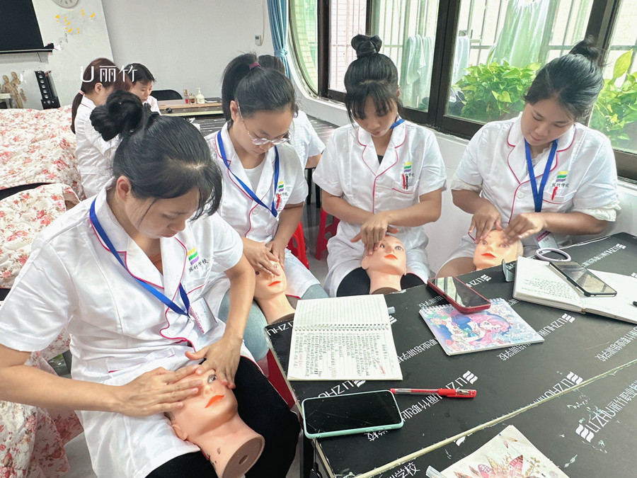 廣西美容培訓(xùn)機構(gòu) | 美容基礎(chǔ)培訓(xùn)