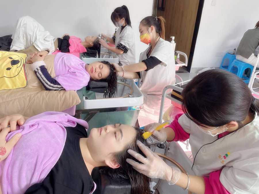 南寧頭療師：為什么越來(lái)越多人學(xué)頭療養(yǎng)發(fā)？