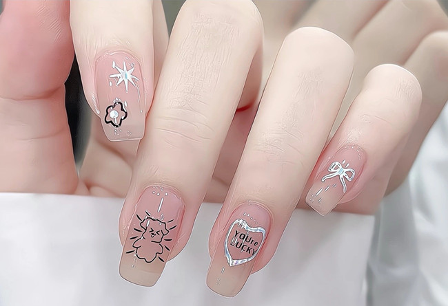 秋冬顯白裸色美甲，南寧美甲店推薦