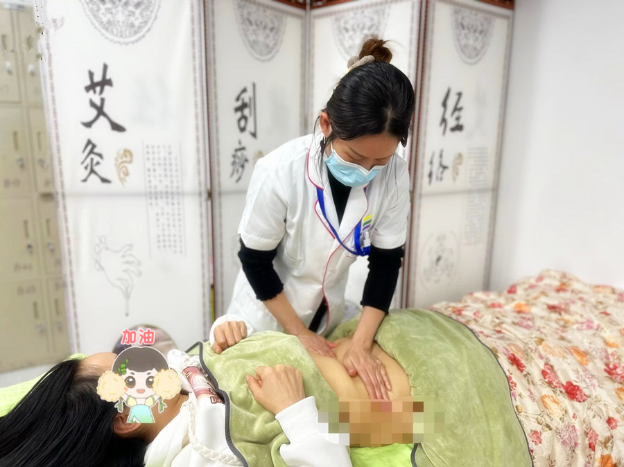 揉按腹部的好處，廣西美容美體專業(yè)學院分享