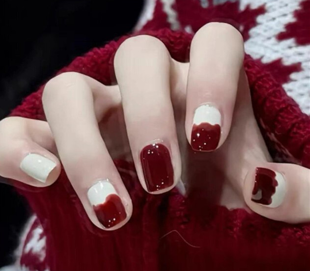 新年紅色美甲，南寧美甲款式造型學(xué)校