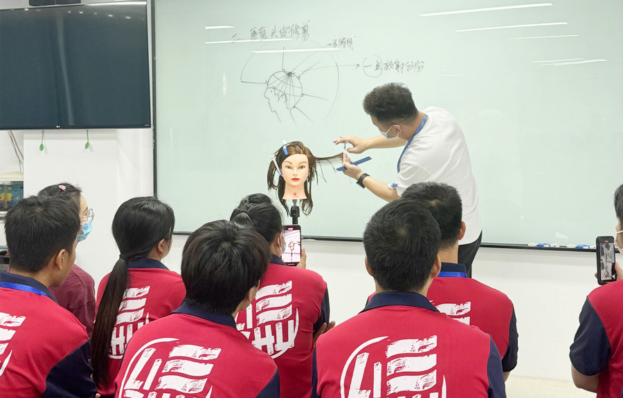 美發(fā)夾剪基礎知識，廣西剪發(fā)理發(fā)教案