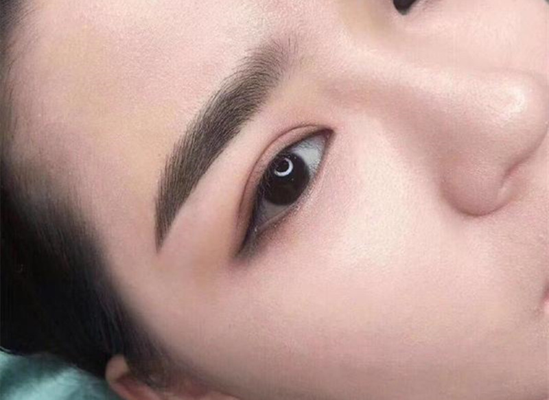 絲霧眉的特點，廣西眉眼唇技術學校教學