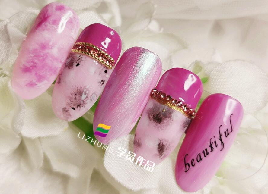 美甲暈染糊成團(tuán)的原因，南寧美甲培訓(xùn)課程講解